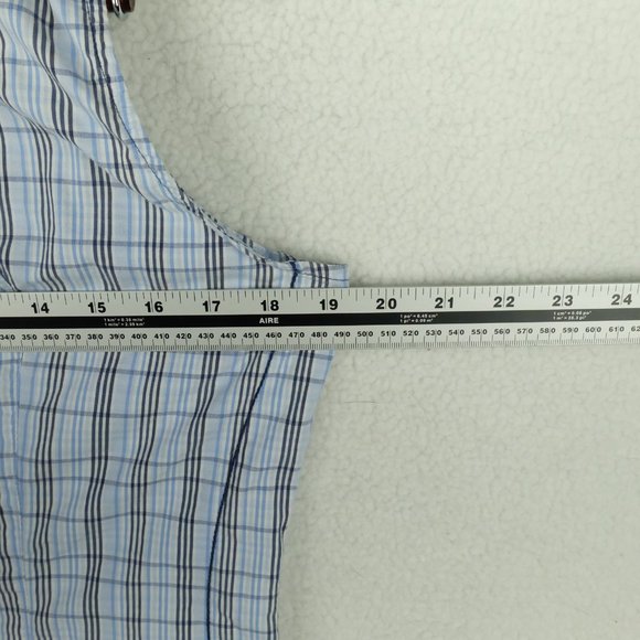 Columbia Womens Button Up Shirt Medium Blue Plaid Sleeveless Outdoor Classic - Picture 8 of 9